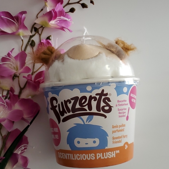 Furzerts Other - Furzerts "Messy Marsha Marsmallow"